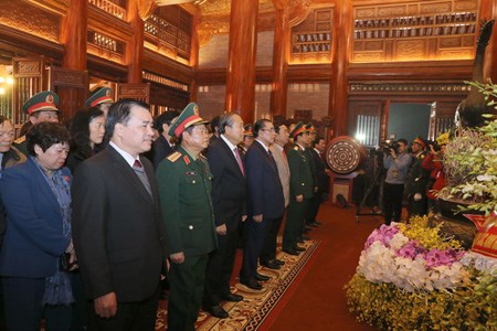 Phó Thủ tướng dự lễ tưởng niệm 60 TNXP hy sinh trong kháng chiến chống Mỹ - ảnh 1